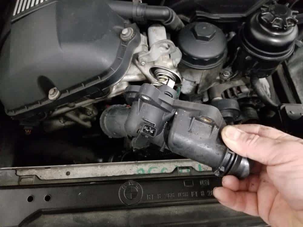 See P04B8 repair manual